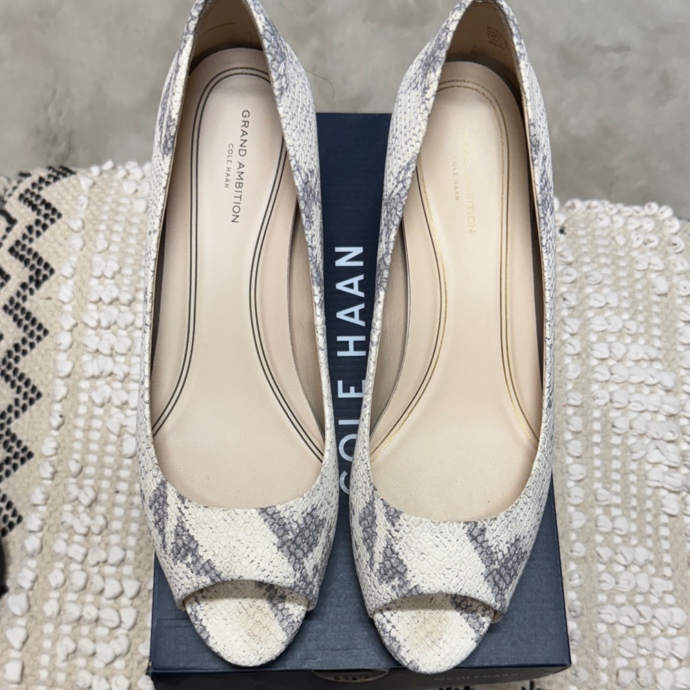 Cole Haan Grand Ambition OT Wedge Snakeskin Peep Toe Pumps 10